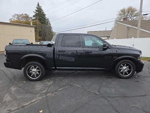 2016 RAM 1500 Sport