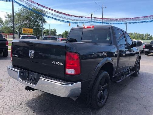 2018 RAM 1500 SLT