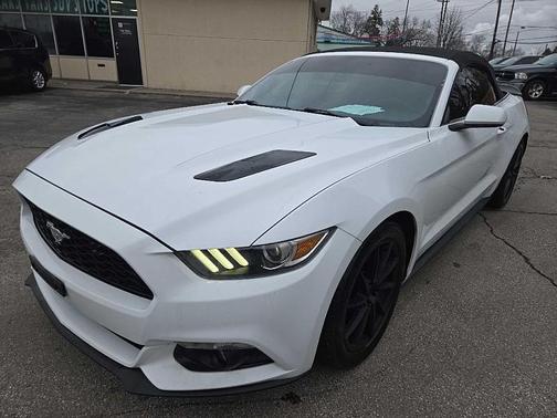 2016 Ford Mustang V6