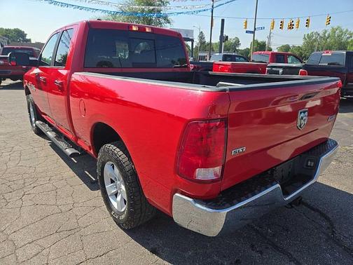 2016 RAM 1500 SLT