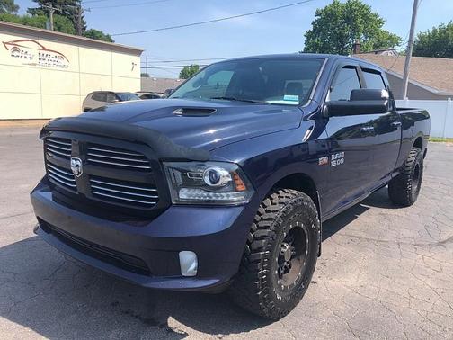 2016 RAM 1500 Sport