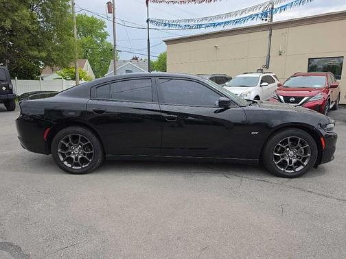 Black 2018 Dodge Charger GT