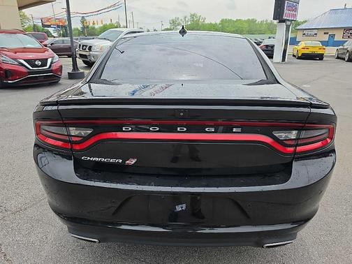 Black 2018 Dodge Charger GT