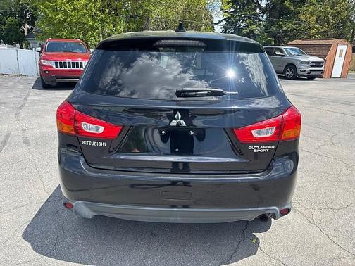 Black 2017 Mitsubishi Outlander Sport ES
