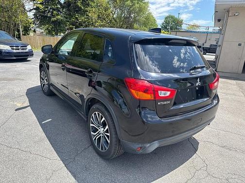 Black 2017 Mitsubishi Outlander Sport ES