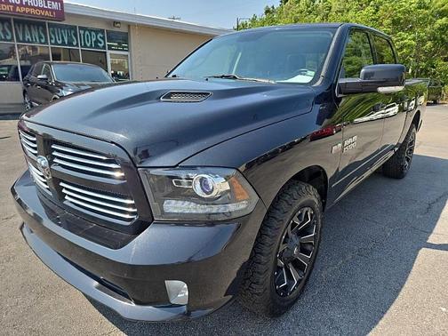 2016 RAM 1500 Sport