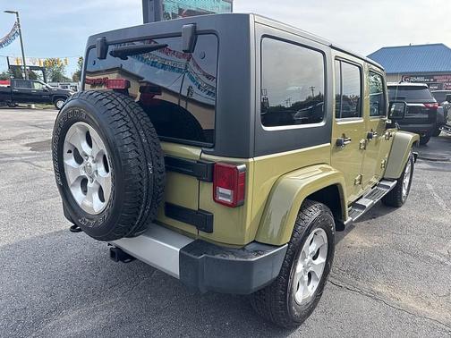 2013 Jeep Wrangler Unlimited Sahara