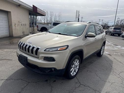 Gold 2014 Jeep Cherokee Latitude