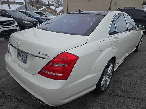 2013 Mercedes-Benz S-Class S 550 4MATIC