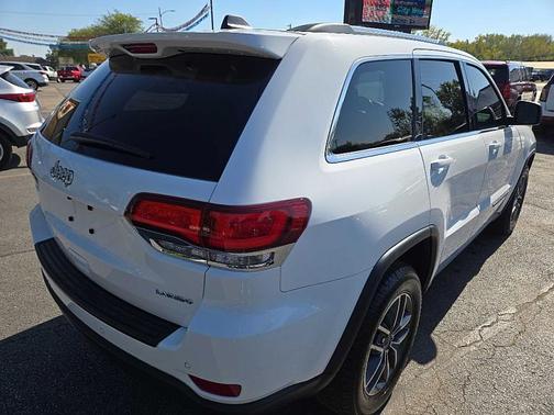 2020 Jeep Grand Cherokee Laredo