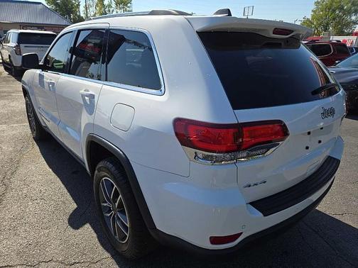 2020 Jeep Grand Cherokee Laredo