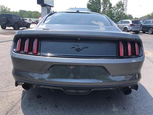 2017 Ford Mustang EcoBoost Premium