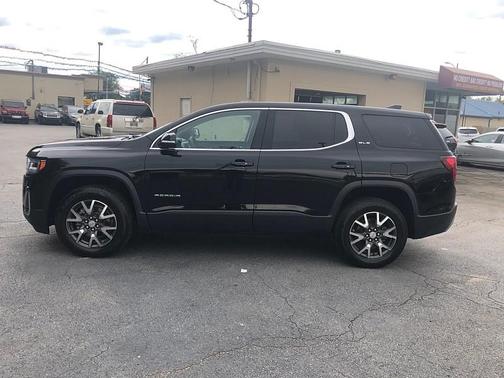 2022 GMC Acadia SLE
