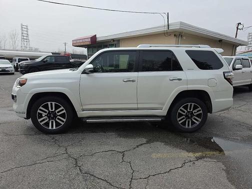 White 2015 Toyota 4Runner Limited