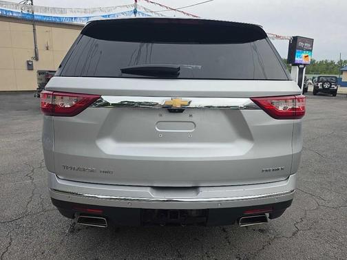Silver 2019 Chevrolet Traverse Premier