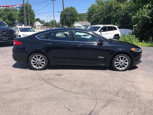 2018 Ford Fusion Energi SE Luxury