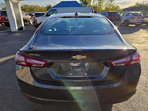 2021 Chevrolet Malibu LT