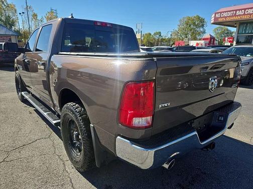 2018 RAM 1500 SLT