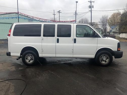 2016 Chevrolet Express 2500 LS