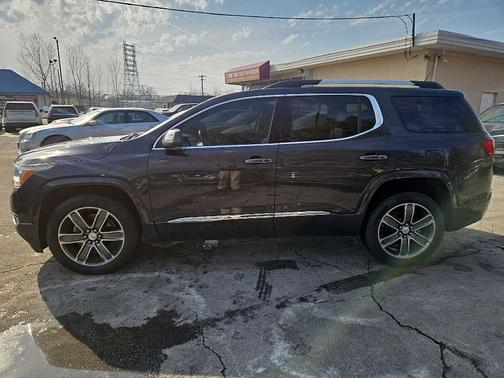 2018 GMC Acadia Denali