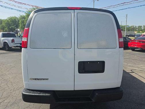 White 2020 Chevrolet Express 2500 Work Van