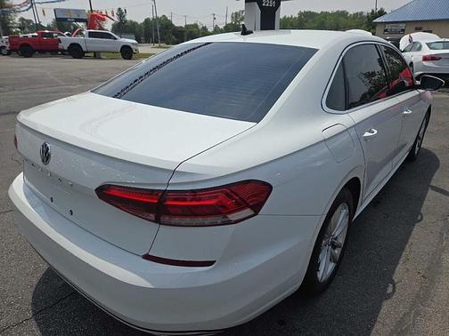 2020 Volkswagen Passat 2.0T SE