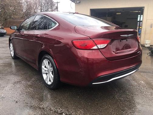 2015 Chrysler 200 Limited