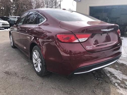2015 Chrysler 200 Limited