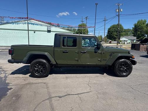 Green 2022 Jeep Gladiator Sport