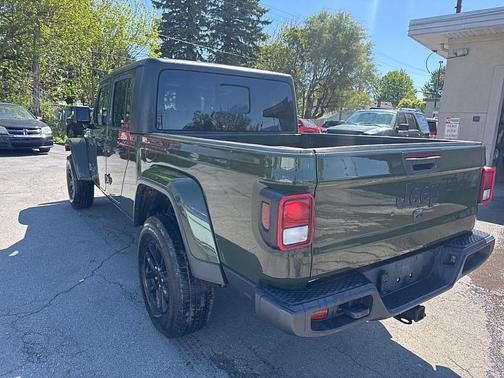 Green 2022 Jeep Gladiator Sport