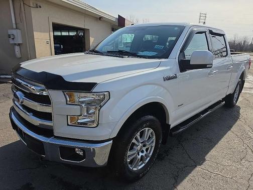 White 2016 Ford F-150 Lariat