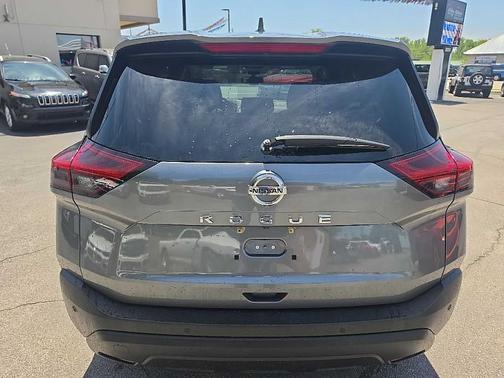 Gray 2021 Nissan Rogue S