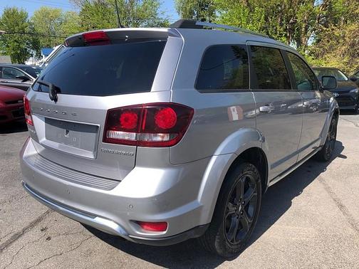 2020 Dodge Journey Crossroad