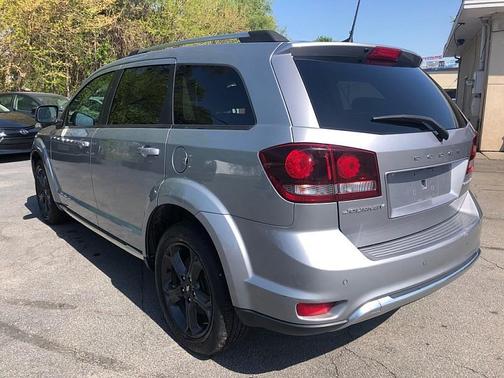 2020 Dodge Journey Crossroad