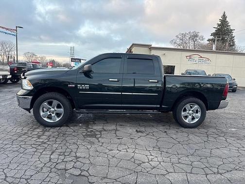 2015 RAM 1500 SLT