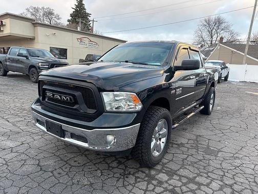 2015 RAM 1500 SLT