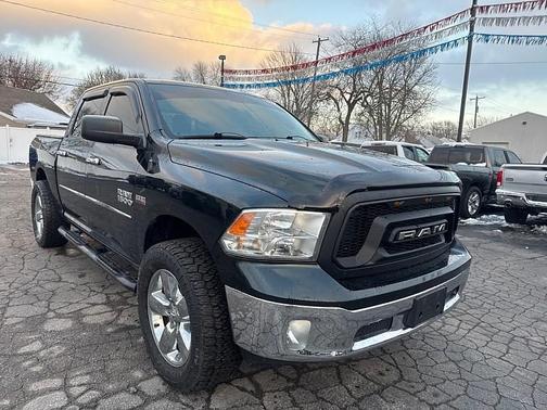 2015 RAM 1500 SLT