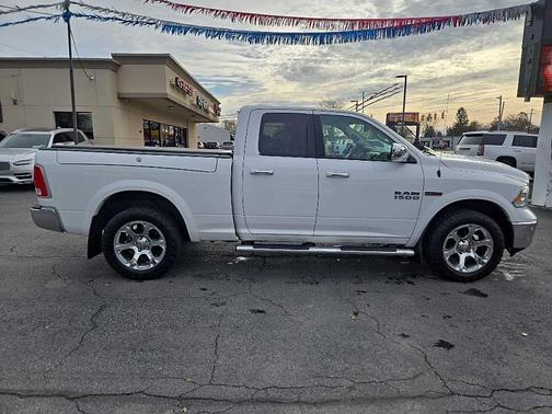 2017 RAM 1500 Laramie