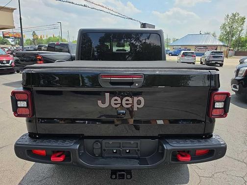 Black 2020 Jeep Gladiator Rubicon