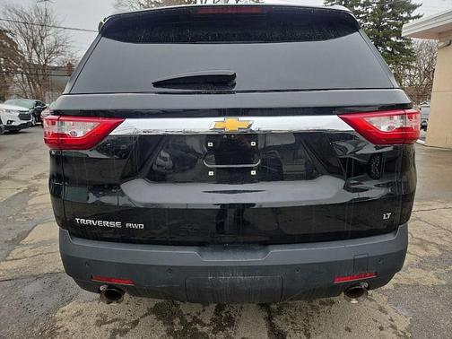 2021 Chevrolet Traverse LT Leather