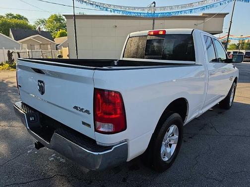 White 2019 RAM 1500 Classic SLT