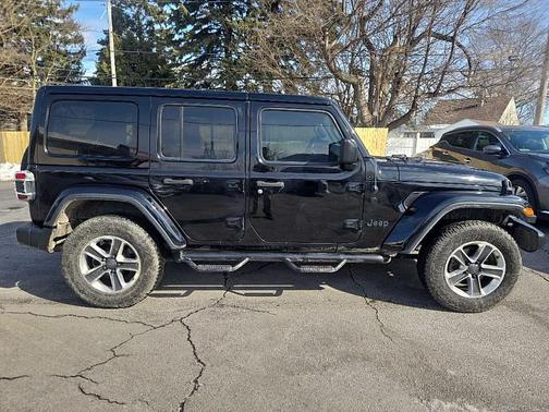 2020 Jeep Wrangler Unlimited Sahara