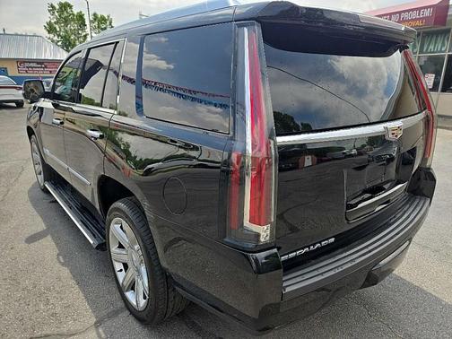 2016 Cadillac Escalade Premium