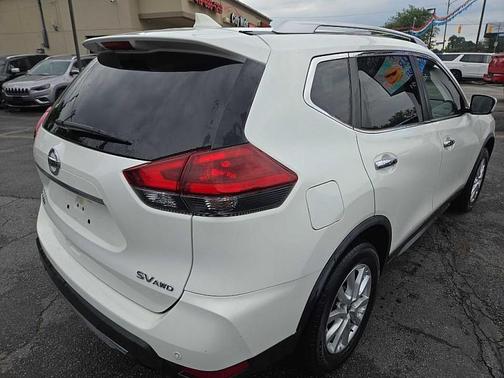 2020 Nissan Rogue SV