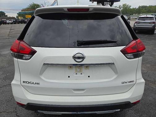 2020 Nissan Rogue SV