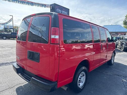 2016 Chevrolet Express 2500 LS