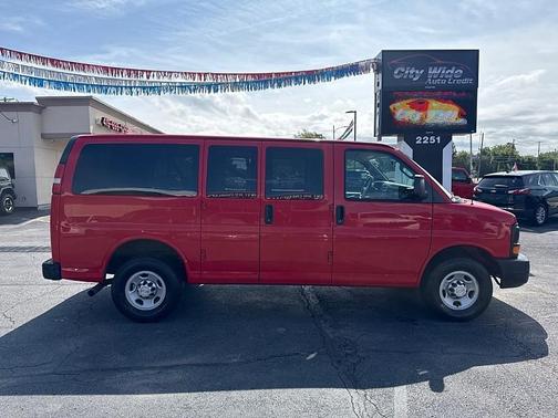 2016 Chevrolet Express 2500 LS
