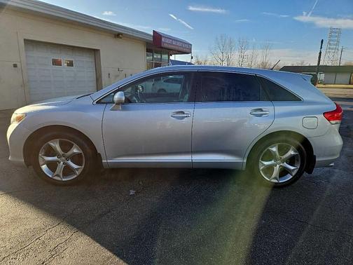 2011 Toyota Venza Base