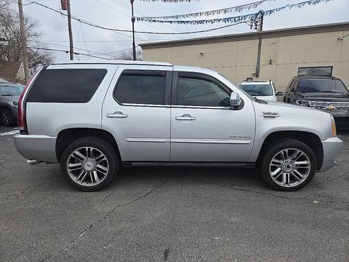 2014 Cadillac Escalade Premium