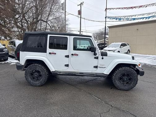 2012 Jeep Wrangler Unlimited Sahara